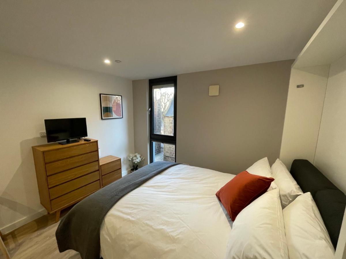 Chic Apartments And Studios At The Point In Aberdeen Bagian luar foto