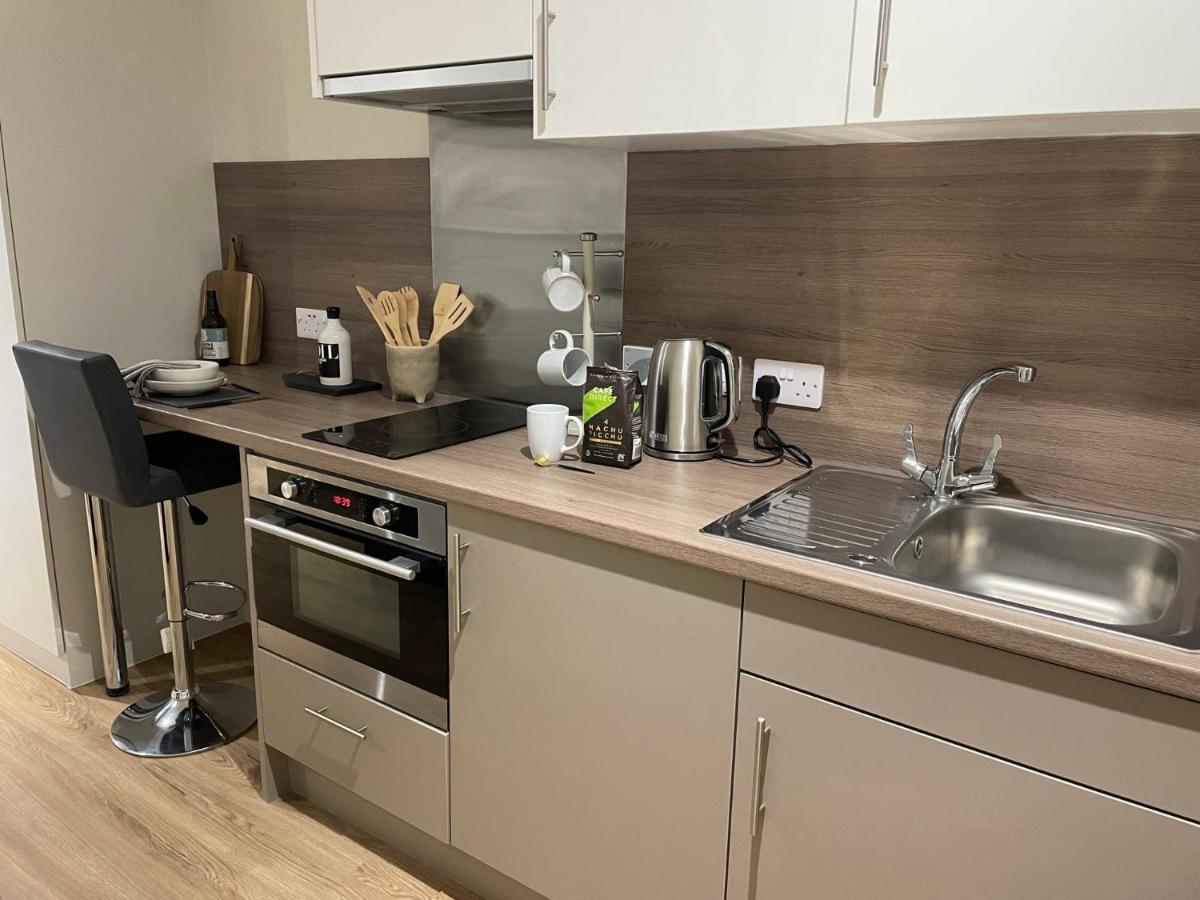 Chic Apartments And Studios At The Point In Aberdeen Bagian luar foto