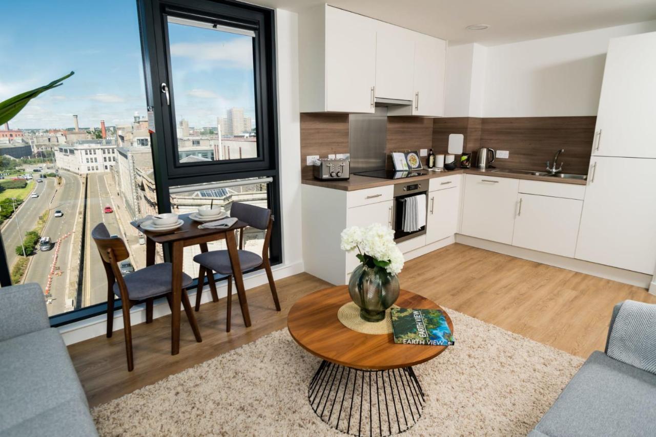 Chic Apartments And Studios At The Point In Aberdeen Bagian luar foto