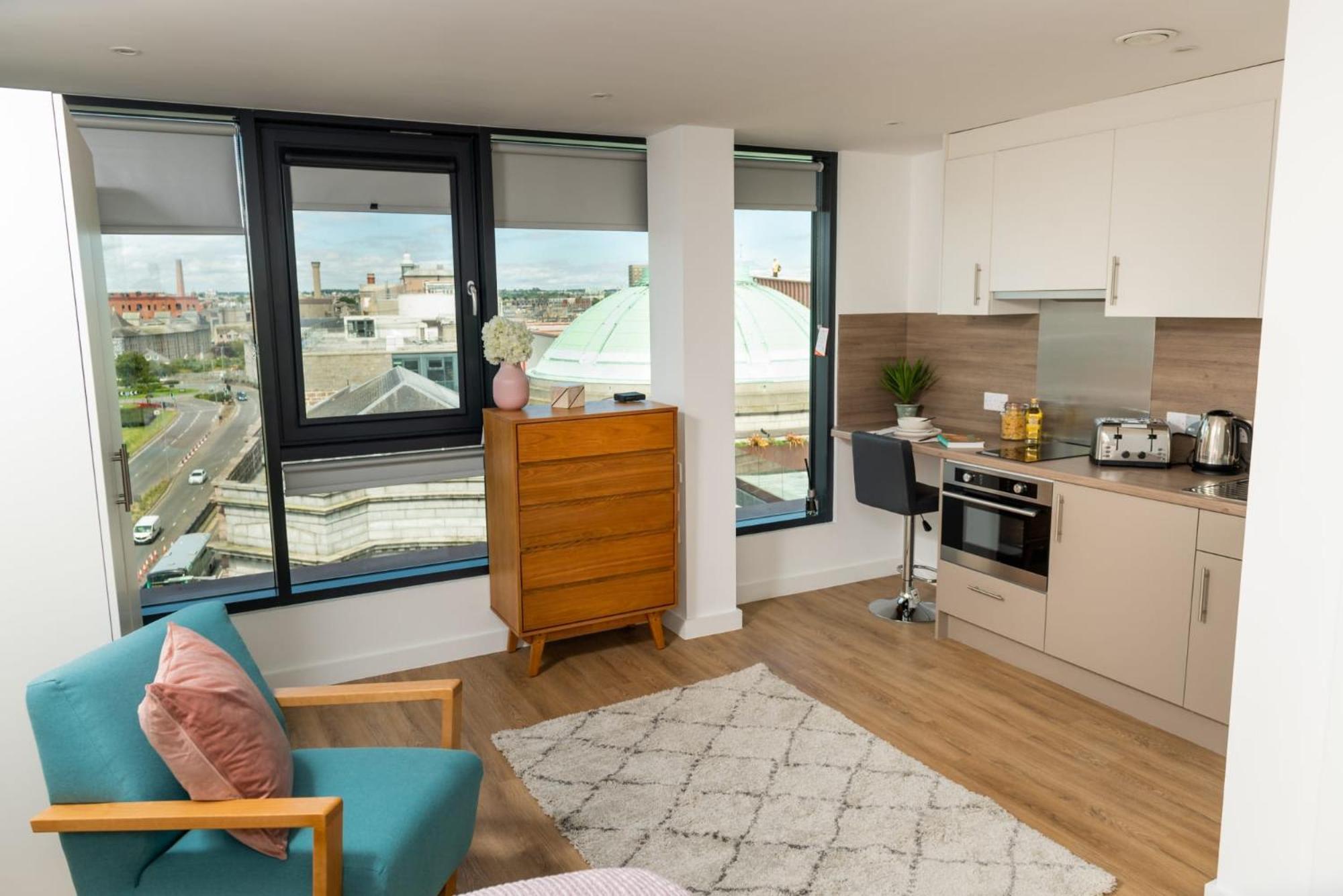Chic Apartments And Studios At The Point In Aberdeen Bagian luar foto